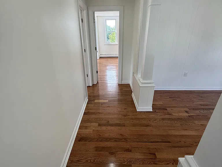 410 Smith St #1 — Photo 1