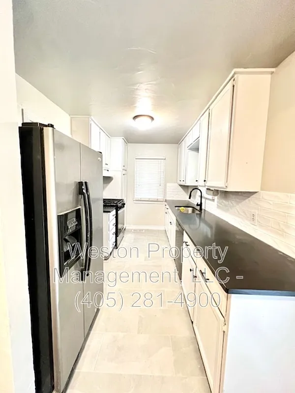 2 bed, 1.0 bath, 924 sqft, $1,325 — Photo 4