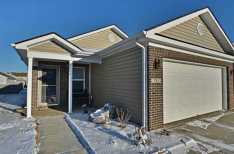 1st image of 785 Sunvista Dr