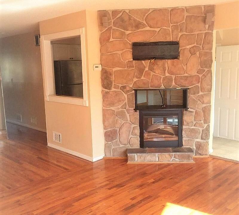 1st image of 29 Yale St Floor 1