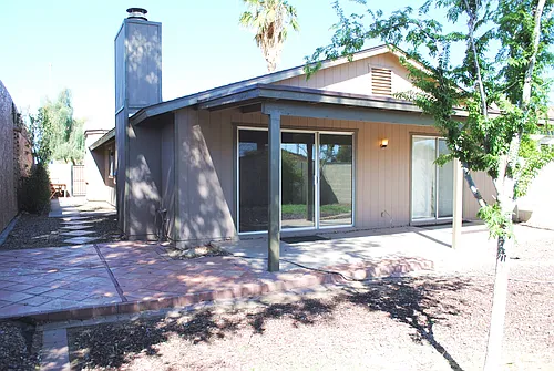 2121 N Villas Ln Photo 1 2121 N Villas Ln Photo 1