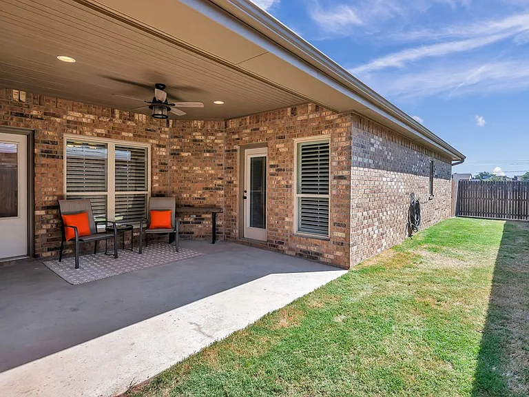 4416 Guadalupe St — Photo 10