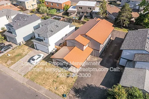 1950 NW Hayes Ave Photo 1