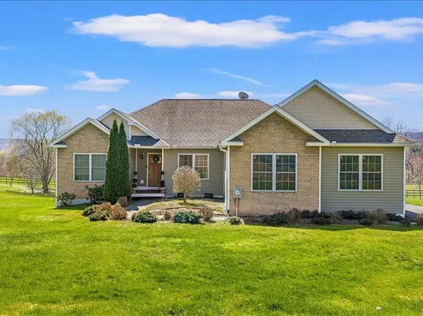 2742 E Main St, Whitney Point, NY 13862