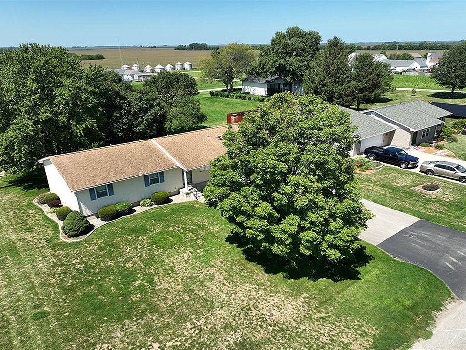 523 Debbie Dr, Niantic, IL 62551 Zillow