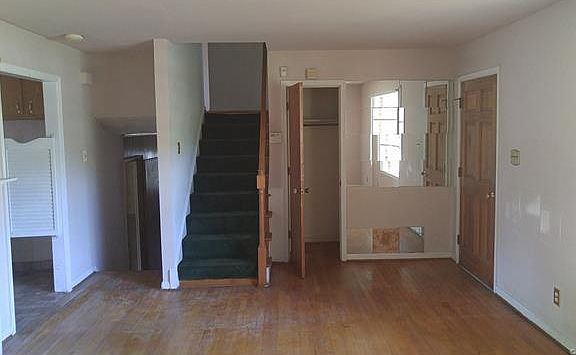 4th image of 20700 Vernetta Ln
