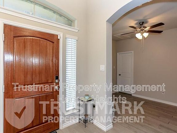 3rd image of 2410 Lavigne Ct
