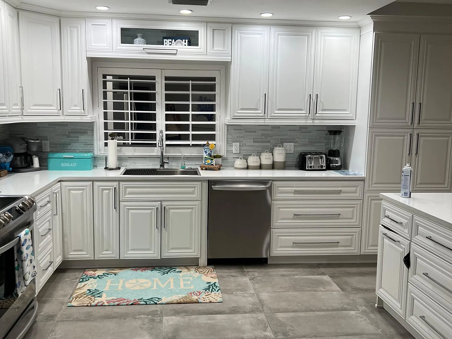 3 bed, 2000 sqft, $5,900 — Photo 2