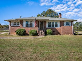 2903 Cambridge Rd, Anderson, SC 29625