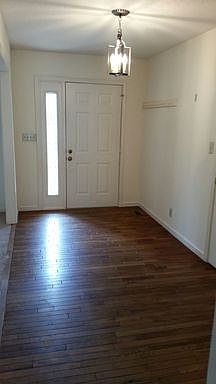 3rd image of 443 Fabian Pl