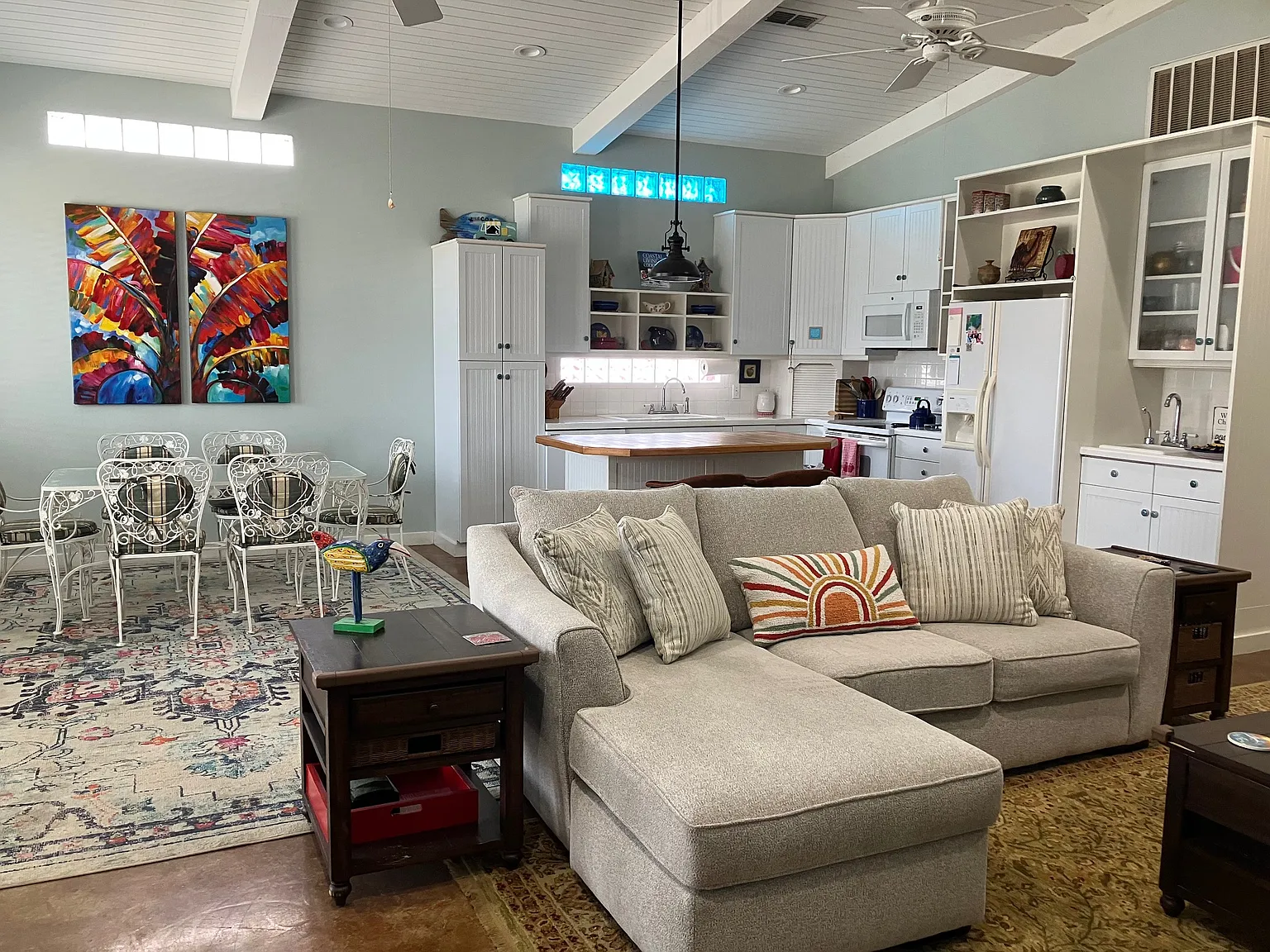 3 bed, 1488 sqft, $2,700 — Photo 3