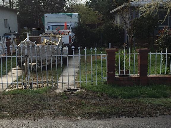 2nd image of 988 Fleda Ave