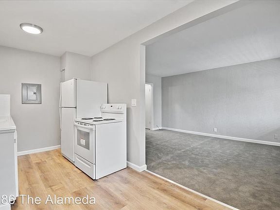 5th image of 1786 The Alameda APT 13