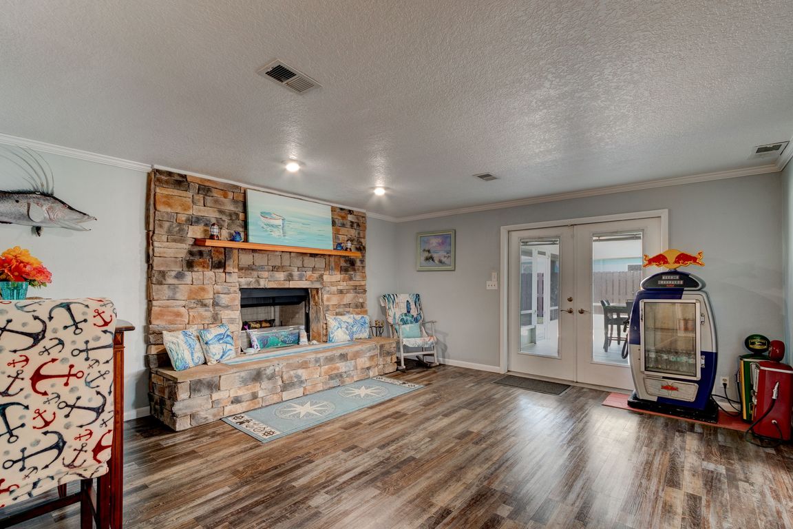 next background image