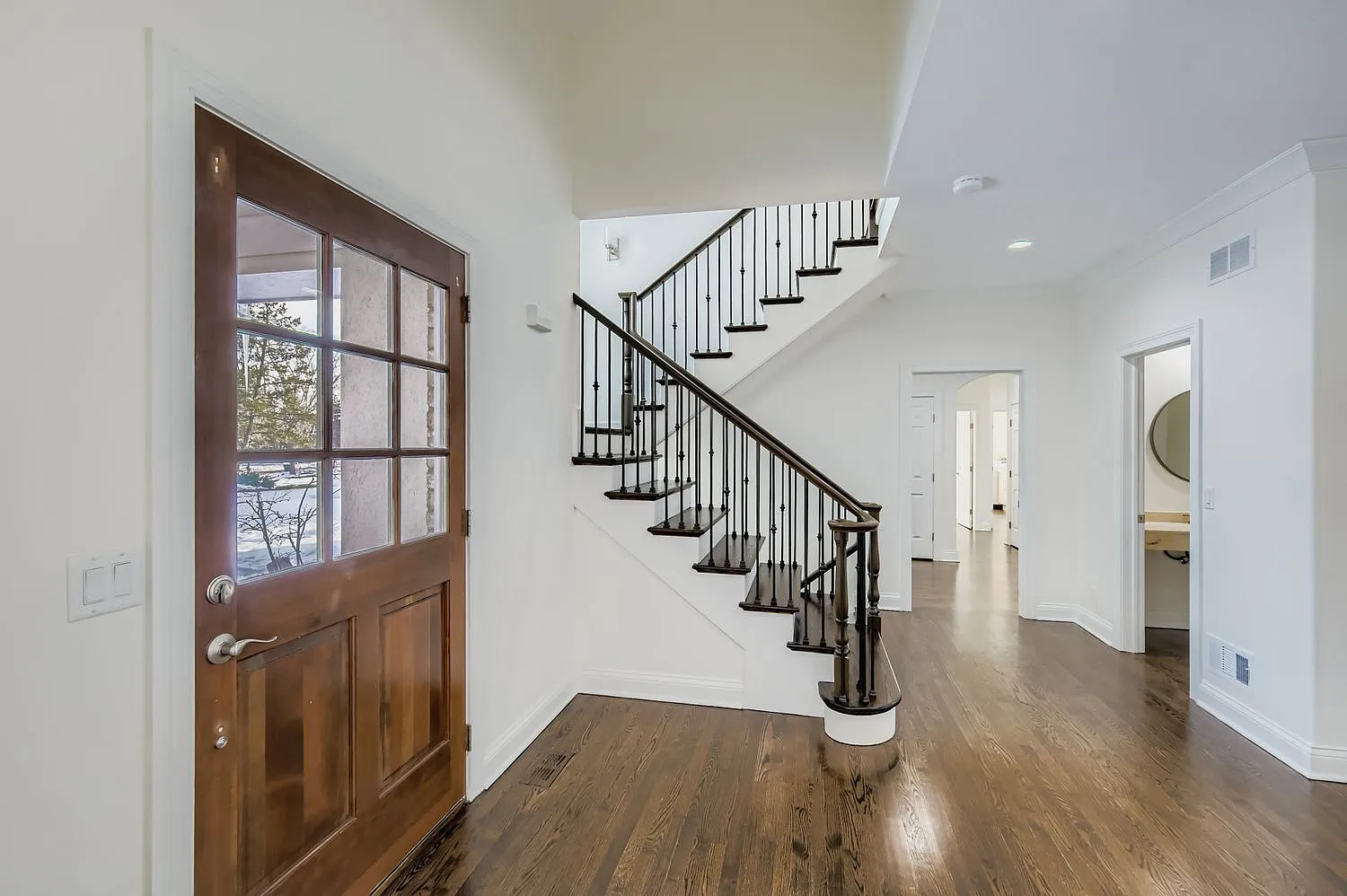 6 bed, 8.0 bath, 10342 sqft, $20,000 — Photo 4