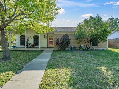 216 NE Cindy Ln, Burleson, TX, 76028