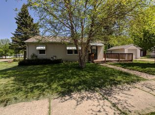 542 Edgewood Ave, Albert Lea, MN 56007