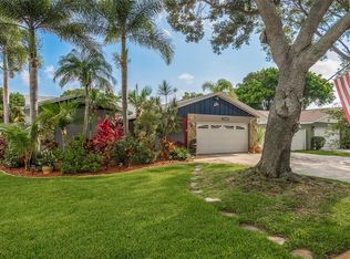 2360 Willow Tree Trl, Clearwater, FL 33763