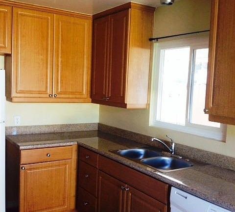 2nd image of 81395 Helen Ave