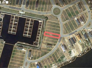 210 Back St, Newport, NC 28570