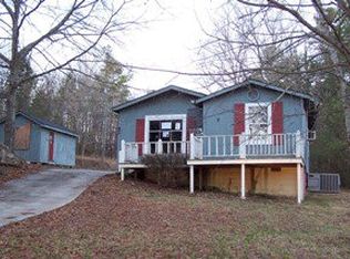 1381 Pleasant Valley Rd SE, Silver Creek, GA 30173