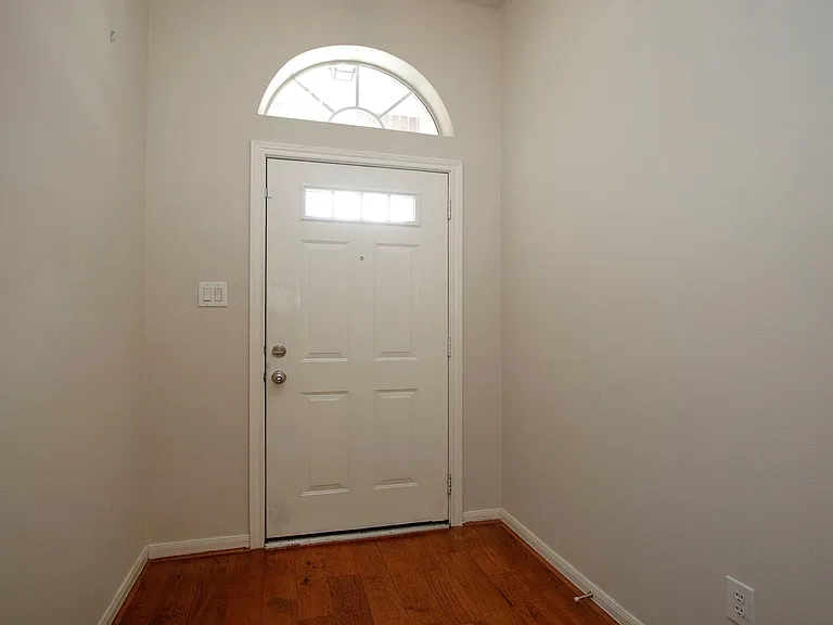 15938 Cottage Ivy Cir — Photo 5