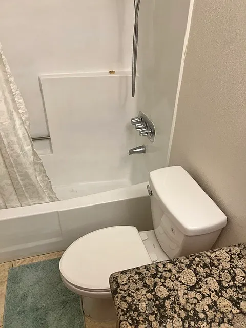 2 bed, 886 sqft, $2,500 — Photo 4