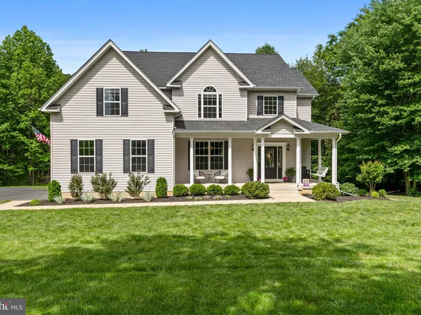 6815 Dillon Ct, Hughesville, MD 20637
