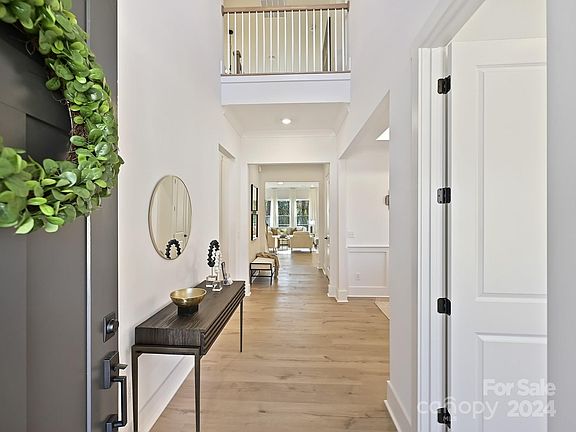 3rd image of 3837 Bon Rea Dr