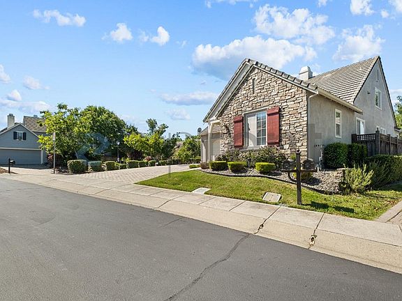 2nd image of 4277 Bromley Ct