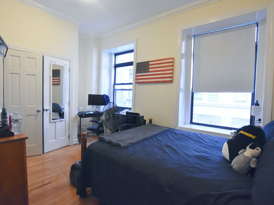 2nd image of 4 E 36th St #4F