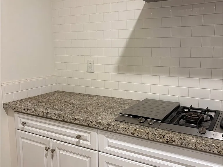 6230 Fielding — Photo 11