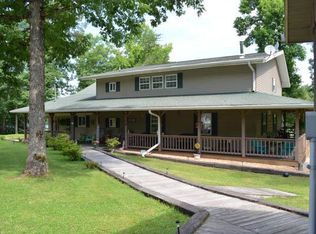 1103 Camp Belle Air Rd, Sparta, TN 38583