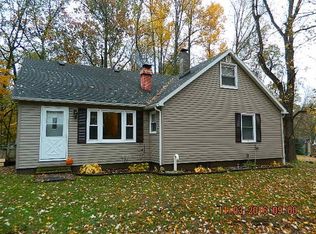 806 N Courtland Park Dr, Silver Lake, IN 46982