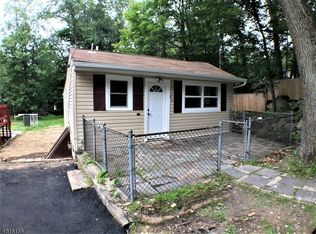 155 Madison Trl, Hopatcong, NJ 07843
