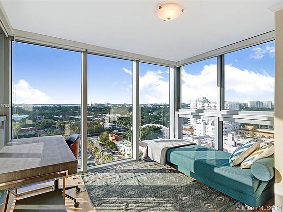 5th image of 2655 Collins Ave APT 1601