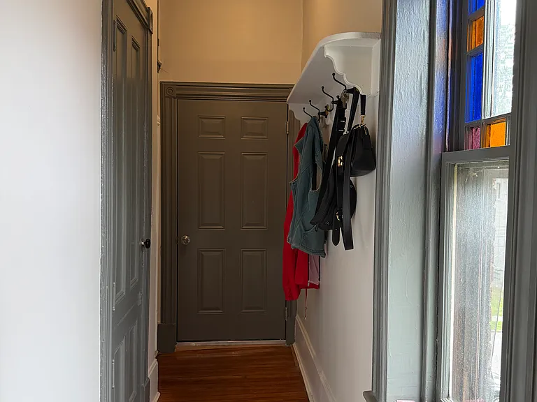 286 Grand St #3R — Photo 2