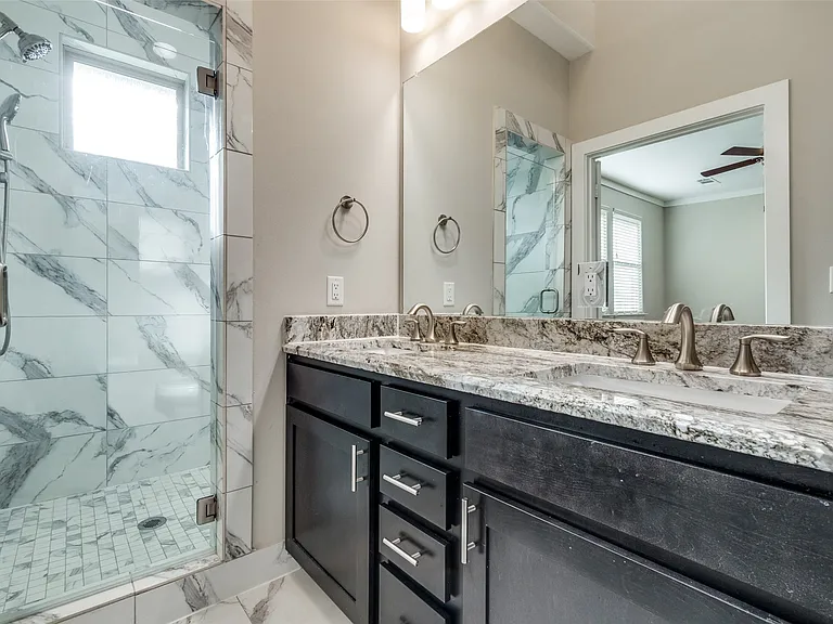 4316 Hartford St #20 — Photo 10