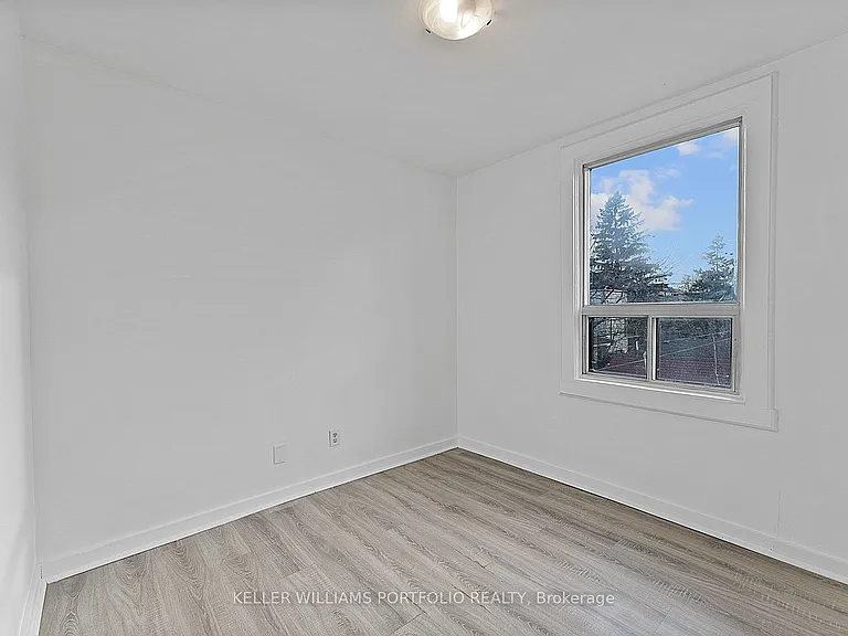 570 Jones Ave — Photo 27