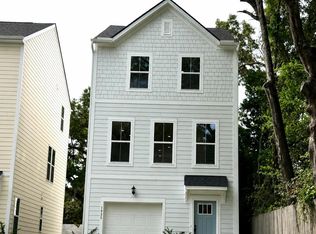 1935 Orangeburg St, North Charleston, SC 29405