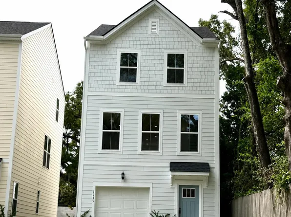 1935 Orangeburg St, North Charleston, SC 29405