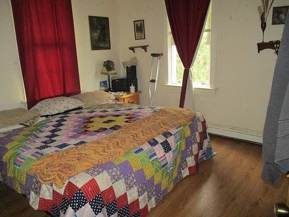 4th image of 620 N Summit Street #1 & 2