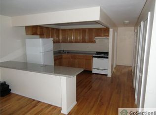 225 Beach 31st St #2, Far Rockaway, NY 11691