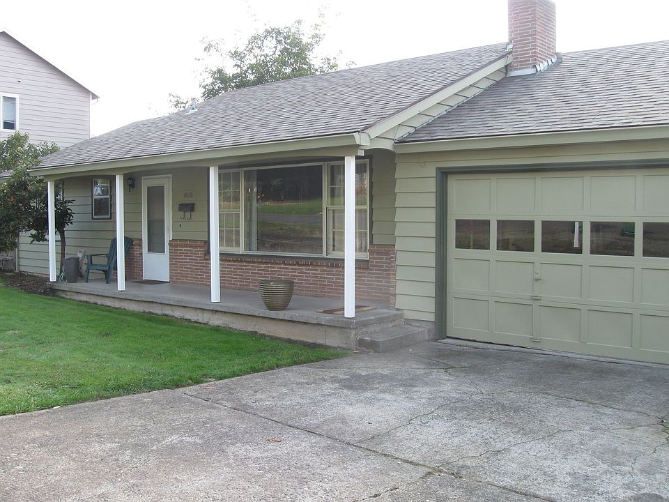 Front/New roof/paint 2011
