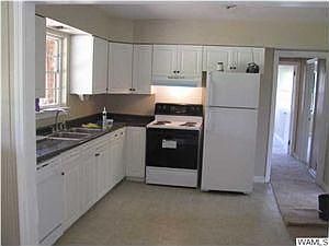 2nd image of 15950 Rockwood Dr
