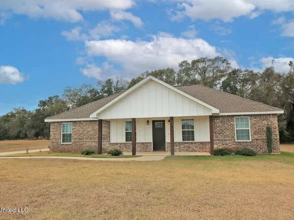 120 Trevor Ln, Lucedale, MS 39452