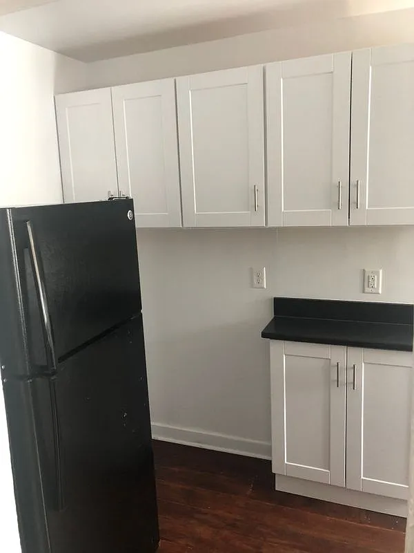 1 bed, 1.0 bath, 700 sqft, $1,800 — Photo 4