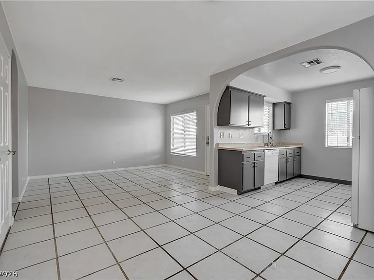 5270 Carriellen Ln #A — Photo 8