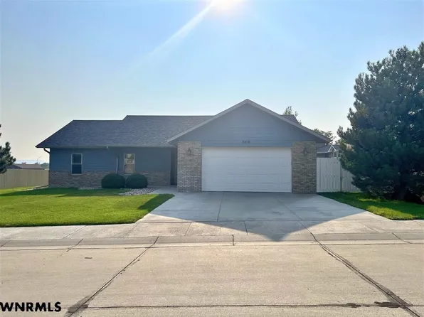 3416 Ross Ave, Scottsbluff, NE 69361