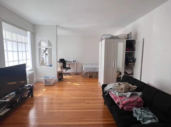 285 Harvard St APT 409, Cambridge, MA 02139